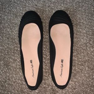 ALMOST NEW w/out TAGS!! Women’s American Eagle Shoes - Size 11W - Black Flats